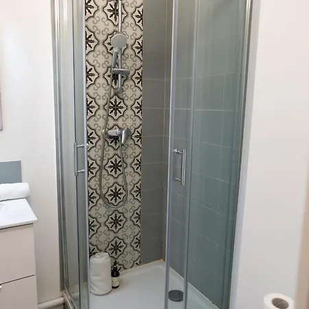 Le Refuge Urbain - Port A 2 Pas & Animaux Acceptes Apartment Toulon